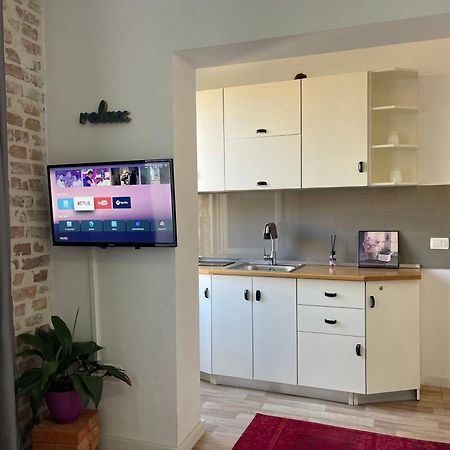 Bricks Studio Apartments Тирана Екстериор снимка