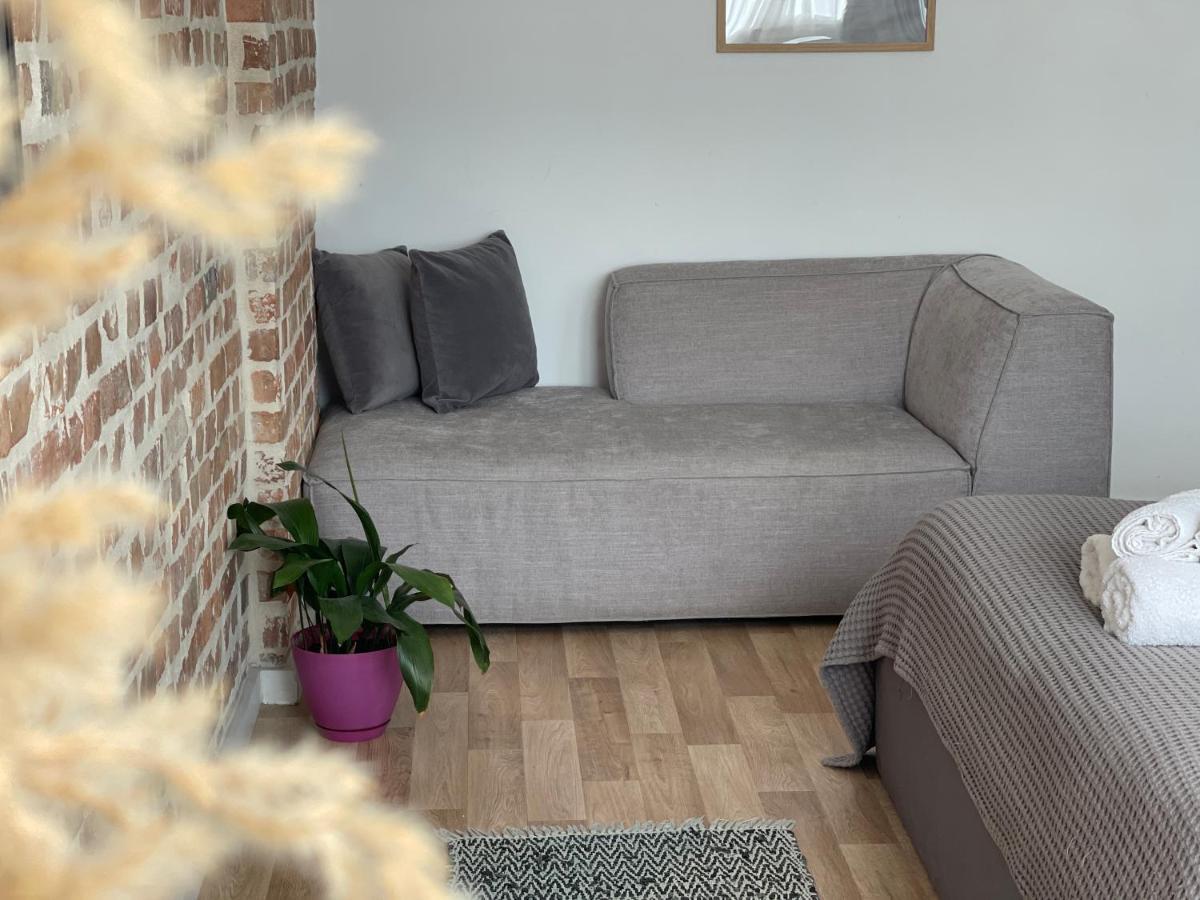 Bricks Studio Apartments Тирана Екстериор снимка