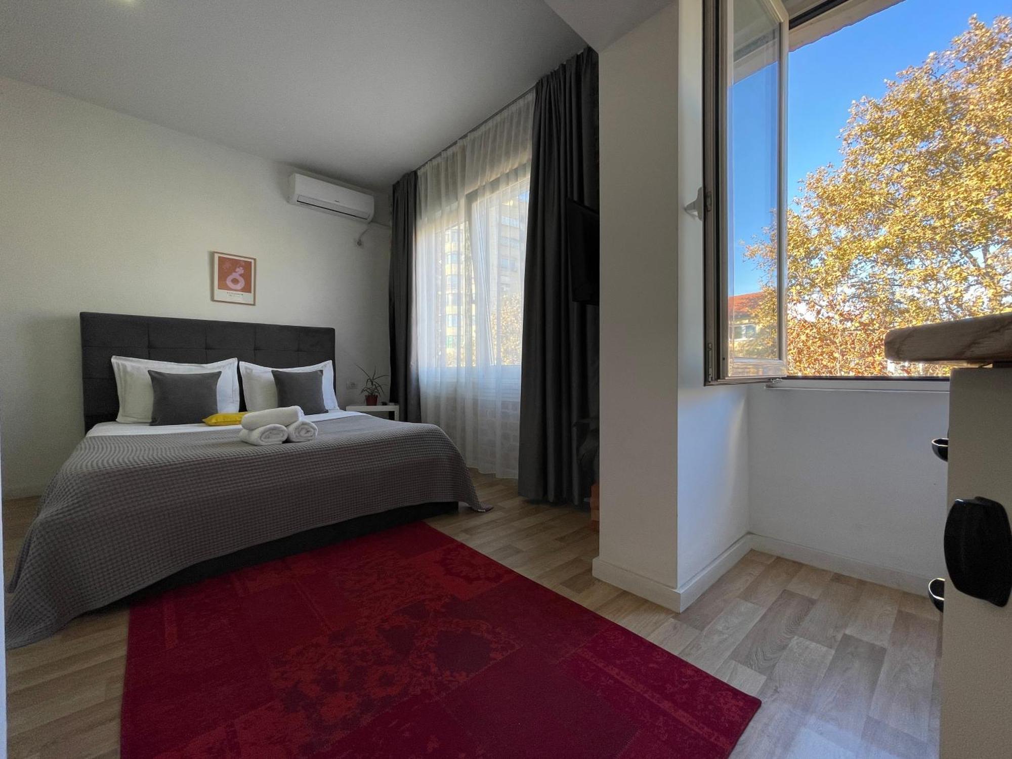 Bricks Studio Apartments Тирана Екстериор снимка