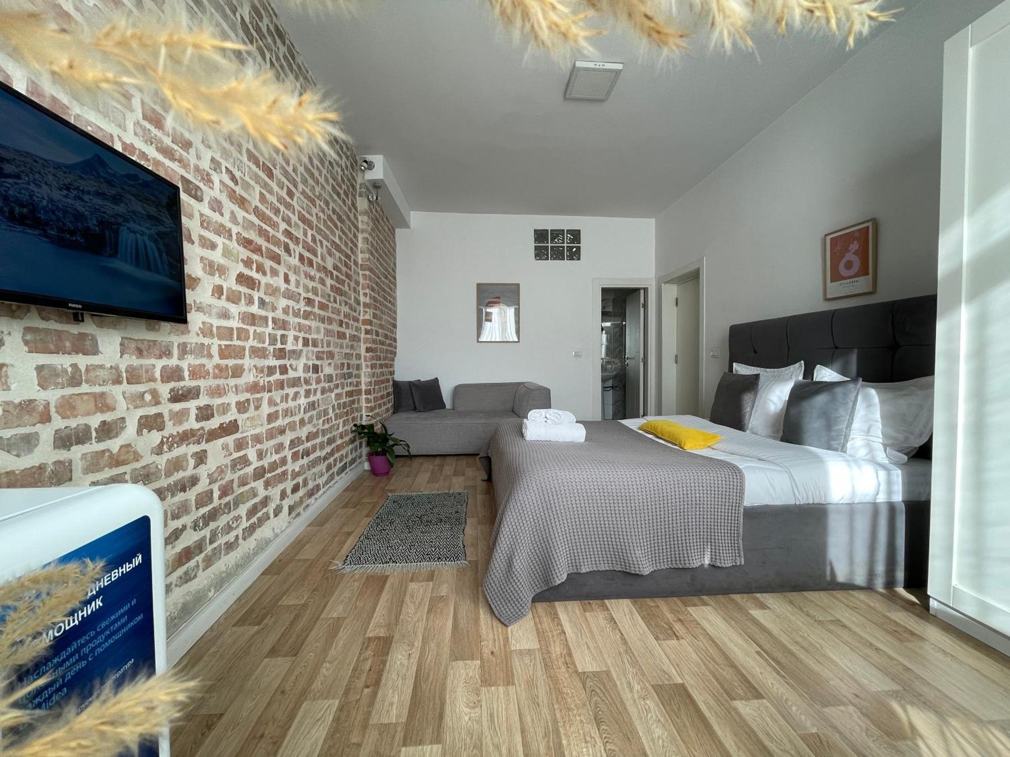 Bricks Studio Apartments Тирана Екстериор снимка